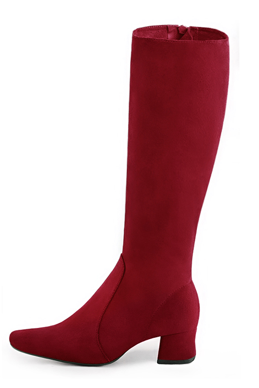 French elegance and refinement for these burgundy red feminine knee-high boots, 
                available in many subtle leather and colour combinations. Record your foot and leg measurements.
We will adjust this pretty boot with zip to your measurements in height and width.
You can customise your boots with your own materials, colours and heels on the 'My Favourites' page.
To style your boots, accessories are available from the boots page. 
                Made to measure. Especially suited to thin or thick calves.
                Matching clutches for parties, ceremonies and weddings.   
                You can customize these knee-high boots to perfectly match your tastes or needs, and have a unique model.  
                Choice of leathers, colours, knots and heels. 
                Wide range of materials and shades carefully chosen.  
                Rich collection of flat, low, mid and high heels.  
                Small and large shoe sizes - Florence KOOIJMAN